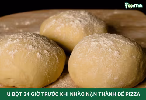 Ủ bột tiếp 24 giờ trước khi chia và nhào nặn thành đế pizza